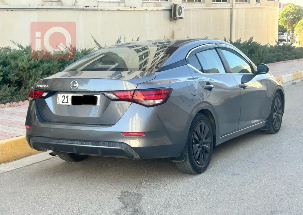 نيسان سنترا